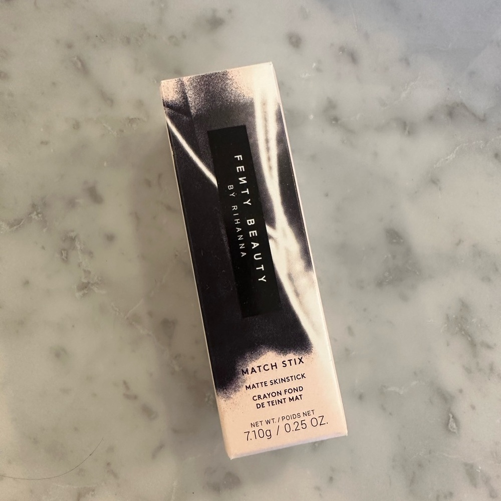 NIB Fenty Match Stix Contour Stick - Mocha